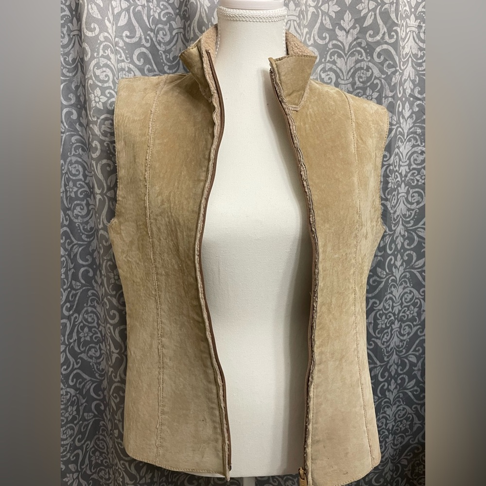 EXPRESS Womens leather vest